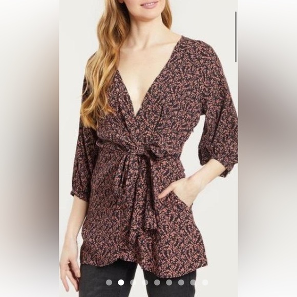 Free People floral Clara Tunic with pockets - Picture 2 of 6